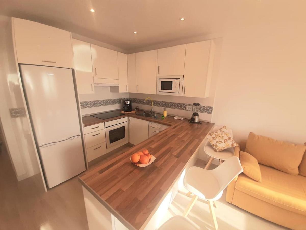 1 Bedroom Giuly Sea Views In Los Cristianos Los Cristianos  Exterior photo