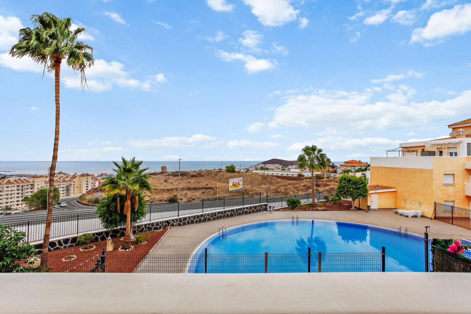 1 Bedroom Giuly Sea Views In Los Cristianos Los Cristianos  Exterior photo